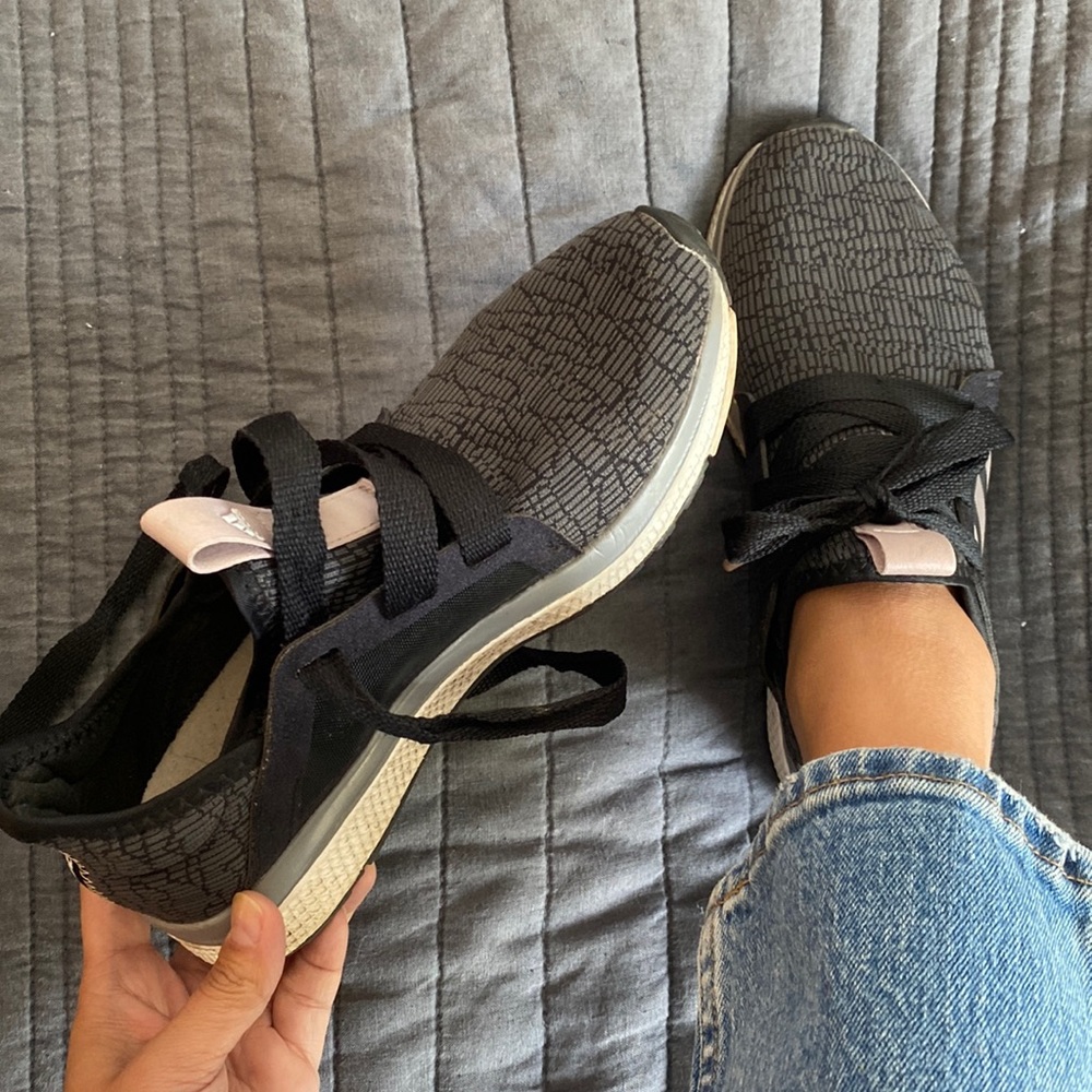 ADIDAS | Edge Lux Women’s Bounce Running Sneaker size 7
